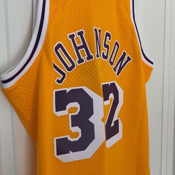 Magic Johnson Los Angeles Lakers Mitchell & Ness HWC Authentic Swingman Jersey - Picture 7 of 10
